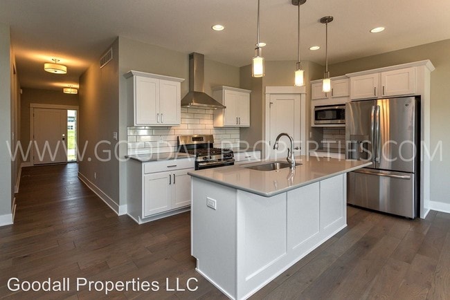 Building Photo - 3 br, 2 bath House - 1105 89th St