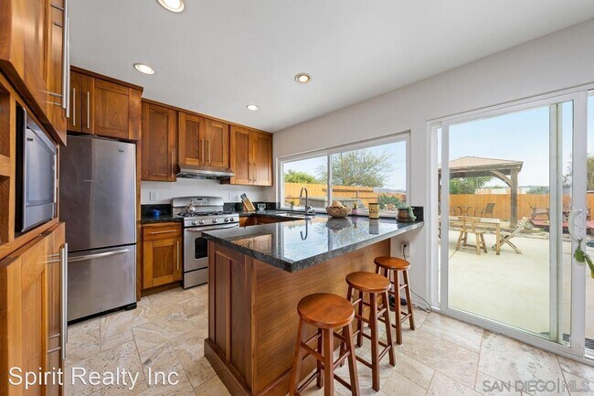 Building Photo - 4 br, 2 bath House - 1777  Tremaine Way