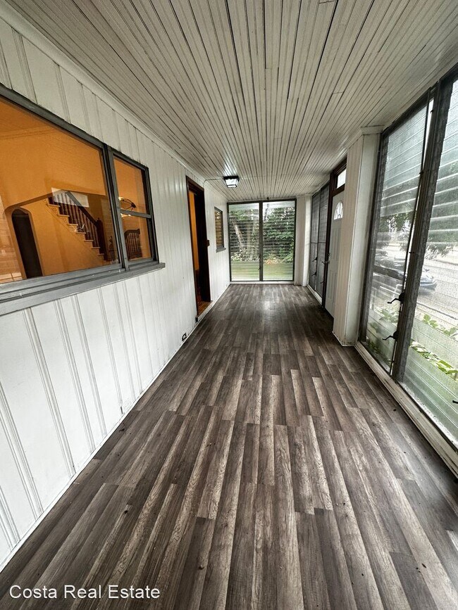 Building Photo - 4 br, 1.5 bath House - 120 Parkfield