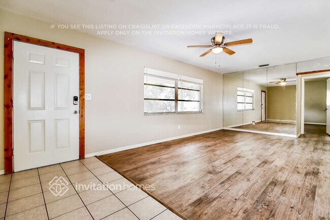 Foto del edificio - 8924 110th Ln N