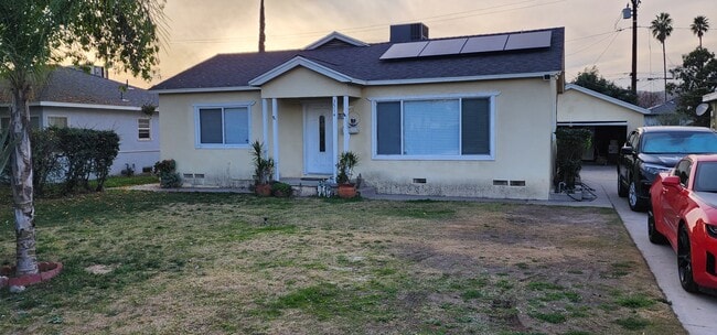 Photo - 3514 Leroy St House