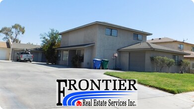 Building Photo - 616 W Graaf Ave