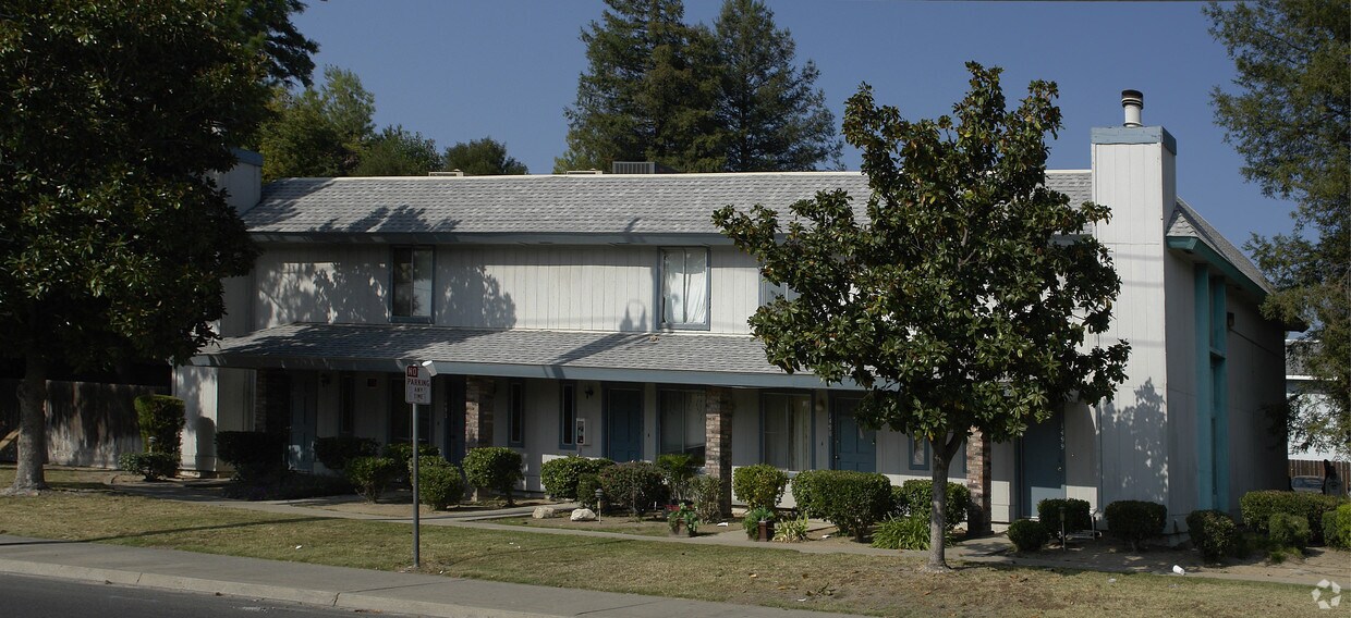 14911499 Determine Dr, Atwater, CA 95301 Apartments at 14911499