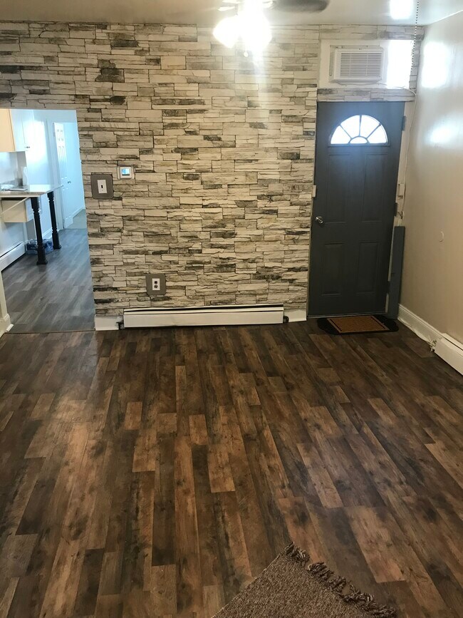 Living room - 1507 S 19th St