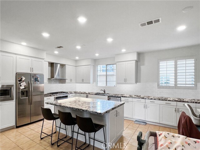 Building Photo - 125 Cadence