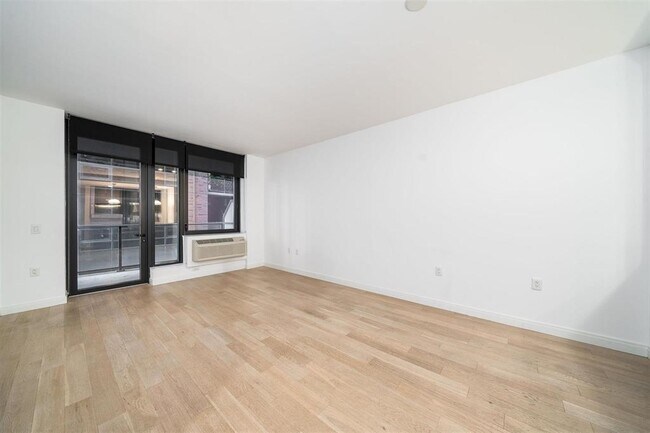 Foto del edificio - 160 1st St
