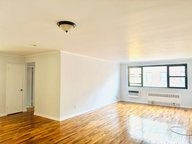 Foto del edificio - 210 Atlantic Ave