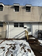 Building Photo - 1438 S 8th St