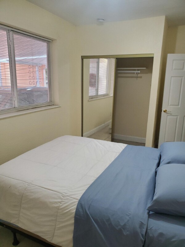 Foto del edificio - 165 Florida Blvd