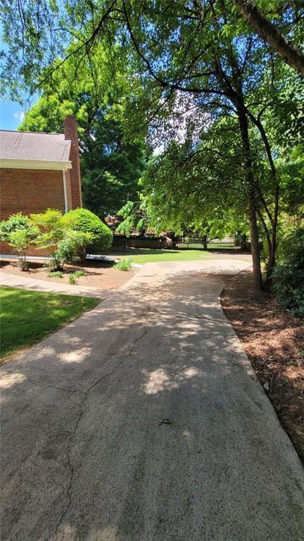 Building Photo - 5005 Johns Creek Ct