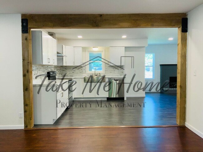 Foto del edificio - Charming Home in Great Location!