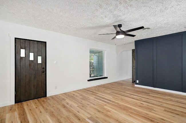 Foto del edificio - 1539 S Thelma Ave