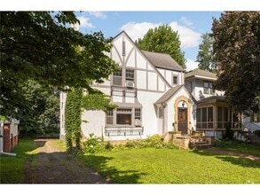 Building Photo - 4304 Beard Ave S