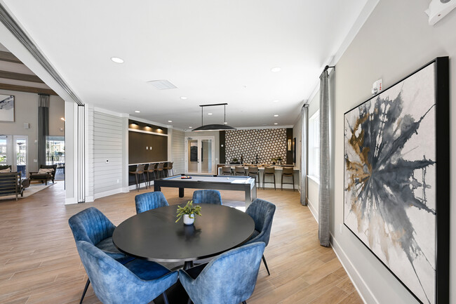 Foto del edificio - Solamar Apartment Homes