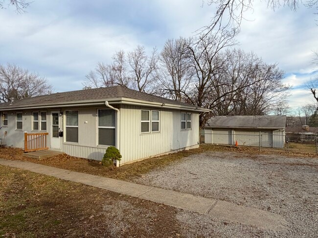 Building Photo - Westport Rd