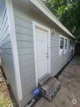 Building Photo - 7909 Brutus St