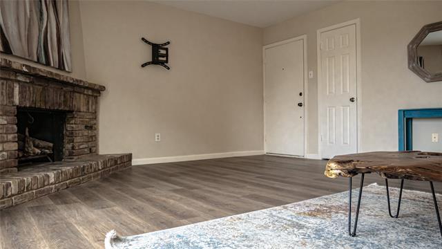 Foto del edificio - 505 W Lookout Dr