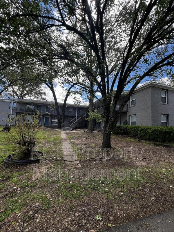 Primary Photo - 115 N Albert Pike Ave