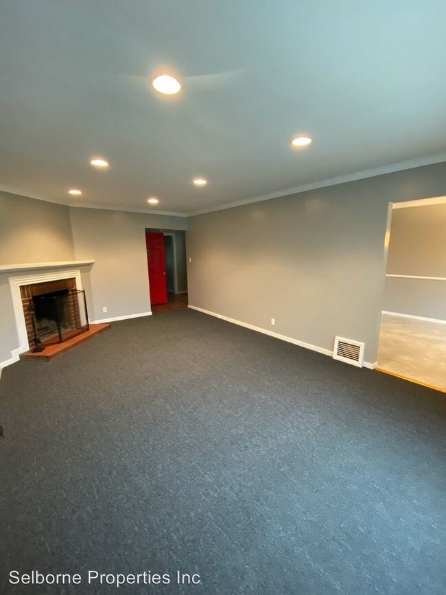 Building Photo - 2 br, 1 bath Apartment - 2628 8th Ave
