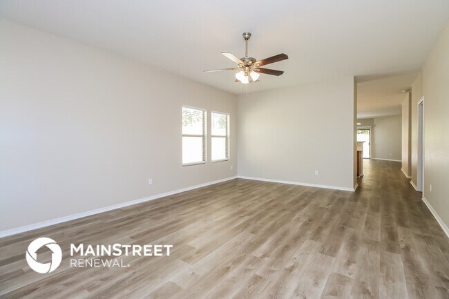 Foto del edificio - 10920 E Flossmoor Ave