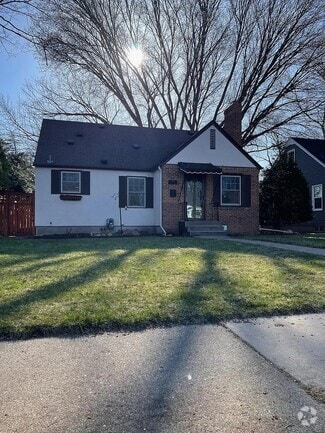 Building Photo - 3209 Jersey Ave S