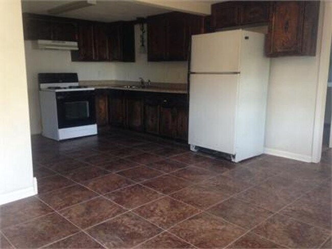 Foto del edificio - Comfortable 3-Bedroom Home in Houma - Only $985/Month