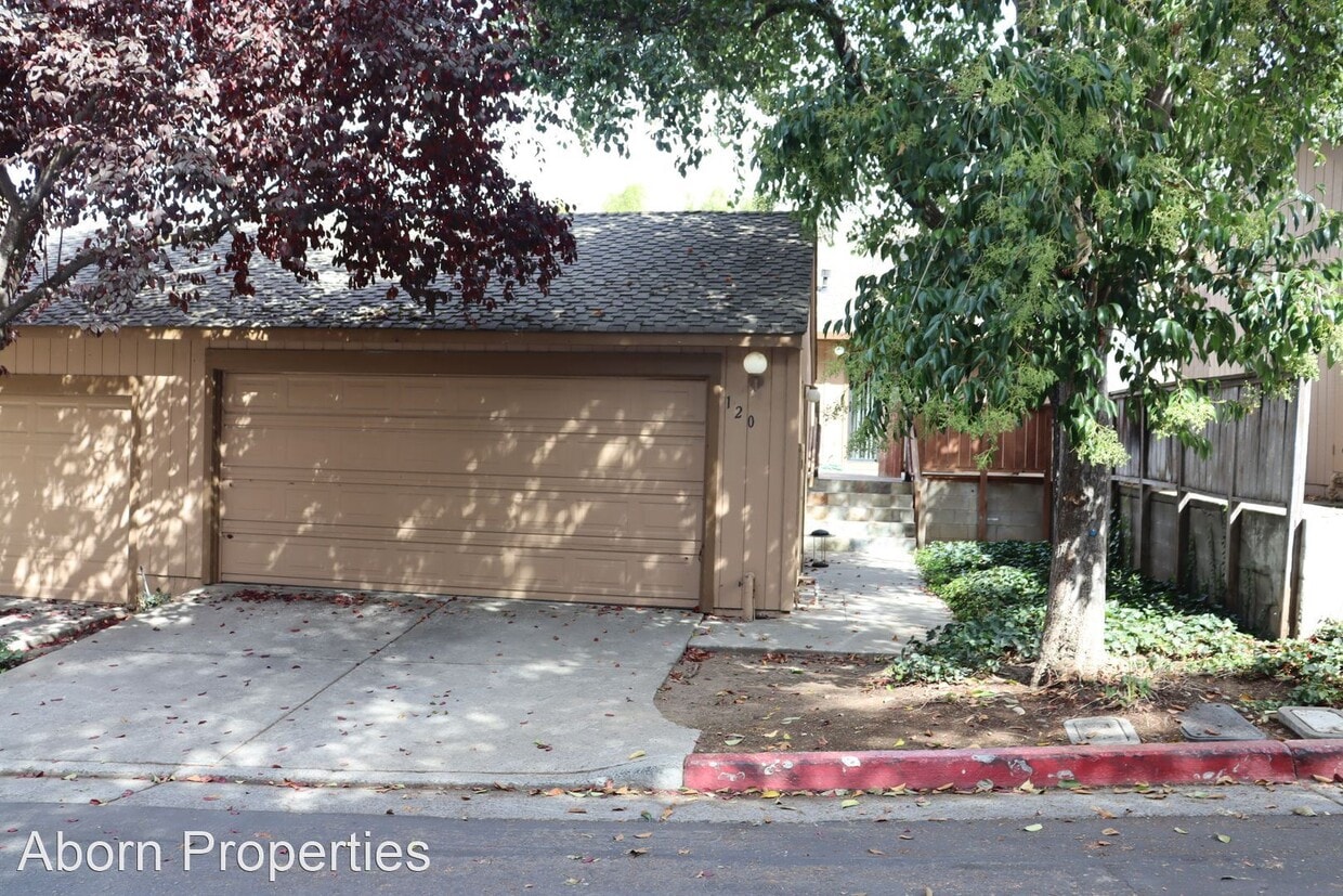 Primary Photo - 2 br, 2 bath House - 120 La Quebrada Way
