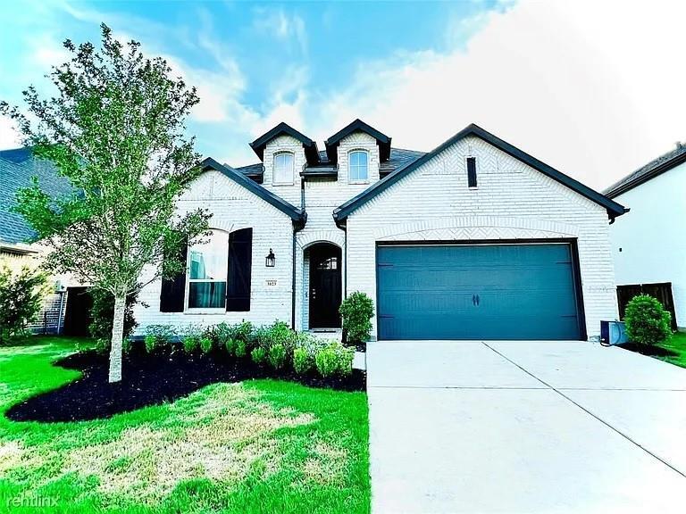 Primary Photo - 3023 Dragonlet Ln