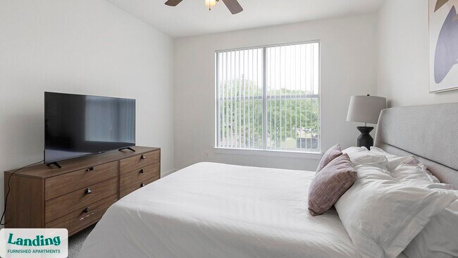 Foto del edificio - 7373 Valley View Ln