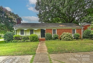 Building Photo - 420 Seneca Pl