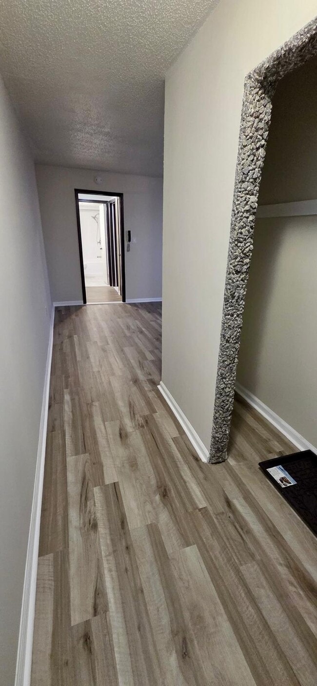 Building Photo - 9 Par Haven Dr