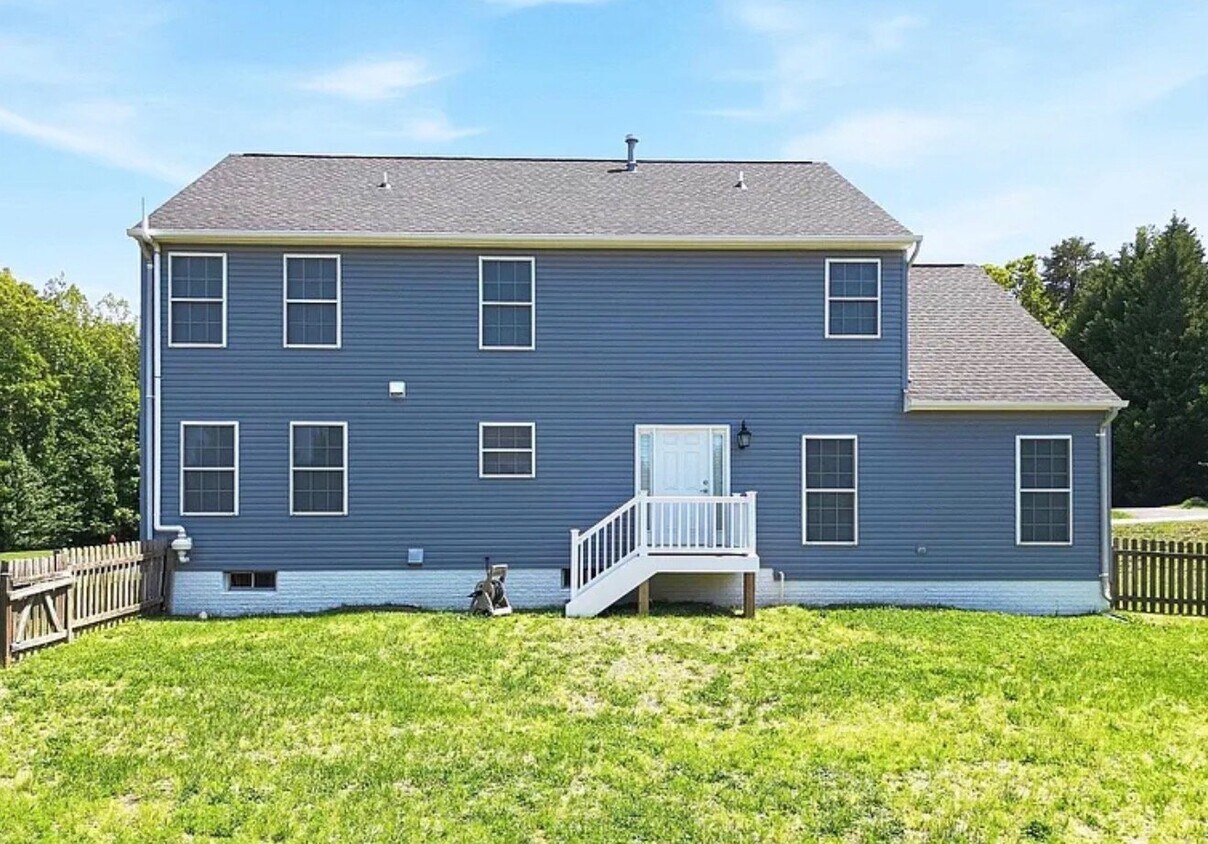 Foto del edificio - 4001 Mossy Bank Ln