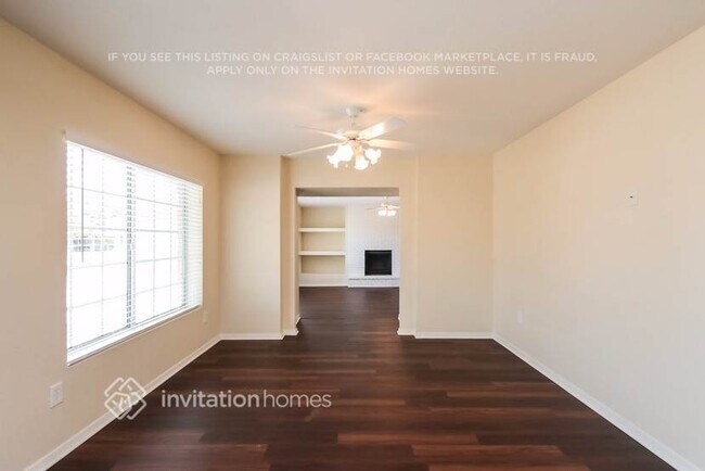 Foto del edificio - 5410 N 64th Dr