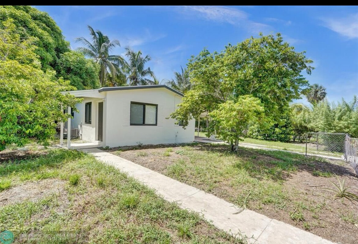 Foto principal - 891 NW 33rd Terrace