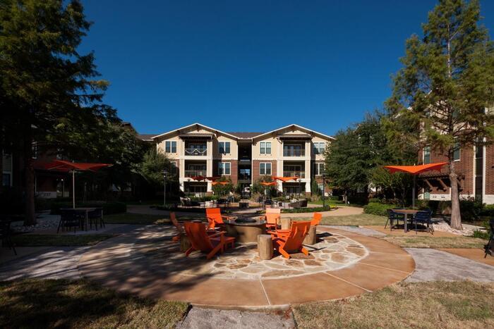 Foto principal - 3225 Grapevine Mills Blvd N