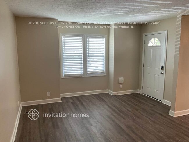 Building Photo - 302 Nesbitt Ln
