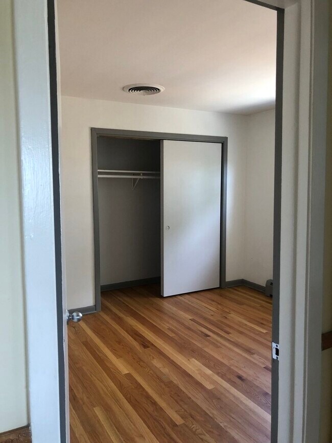 Foto del edificio - 1525 Homestead Rd