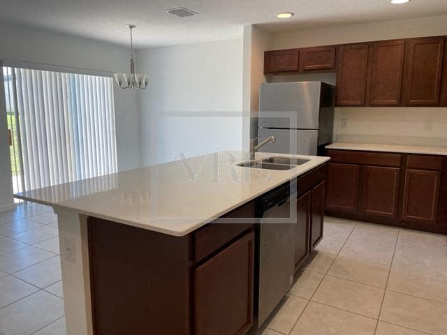 Foto del edificio - 1377 Lucerne Loop Rd NE