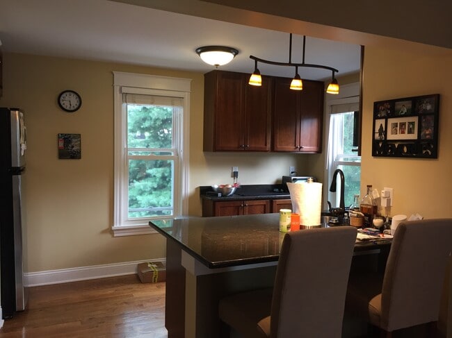Kitchen - 114 S 6th St