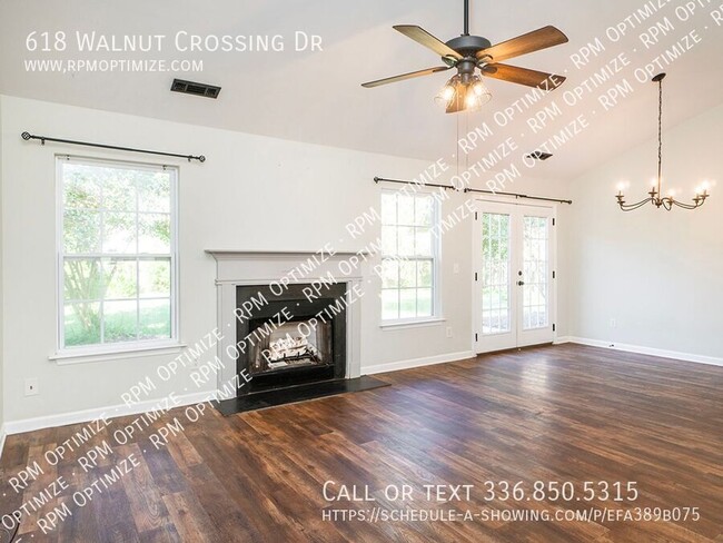 Building Photo - 618 Walnut Crossing Dr