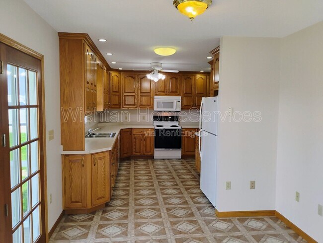 Foto del edificio - 2348 N 1200th Ave