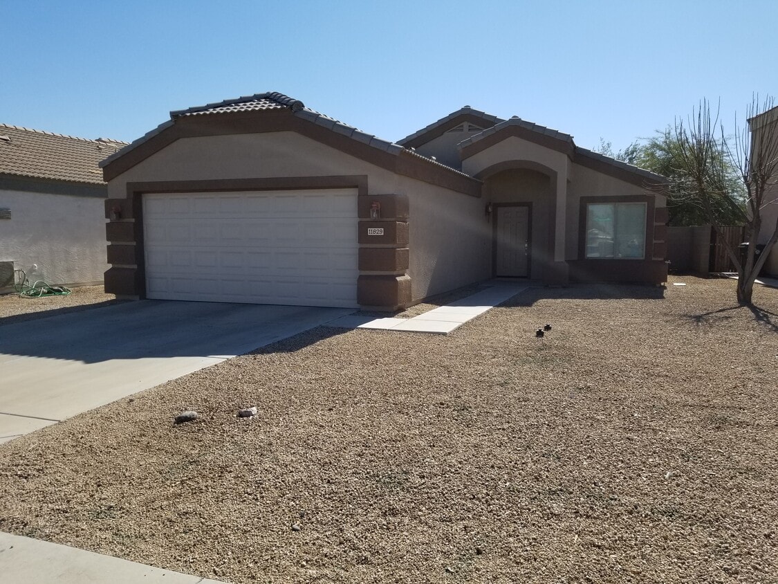Primary Photo - 11829 W Mauna Loa Ln