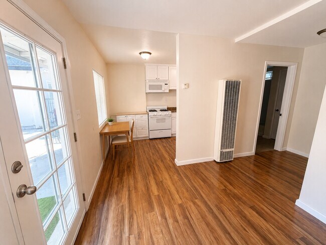 Foto del edificio - 519 Elm Ave