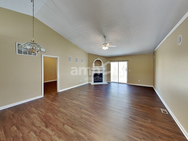 Building Photo - 16 Tabilore Loop