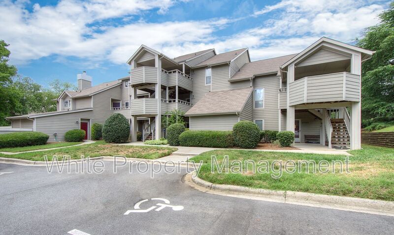 Primary Photo - 2555-C Stockbridge Drive