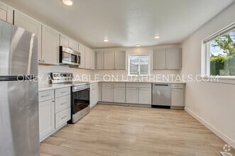 Building Photo - 1535 S 450 E