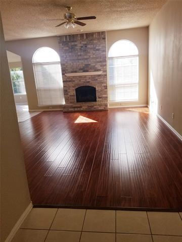 Foto del edificio - 3519 Daisy Ln