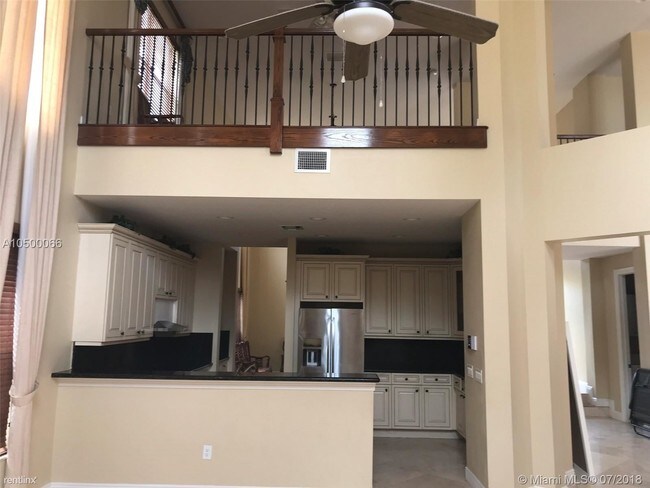 Building Photo - 5 br, 3.5 bath House - 17416 SW 48th St