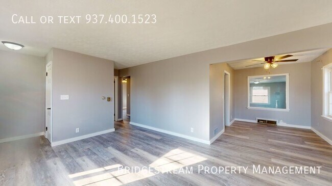 Building Photo - $300 OFF 1ST MONTH'S RENT! - Completely re...