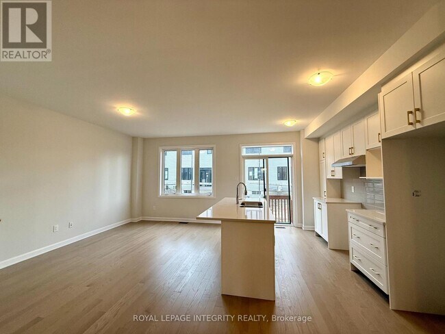 Photo du bâtiment - 504 Ingenuity Row